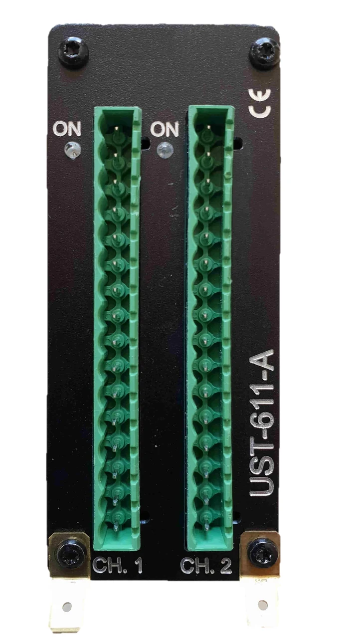 UST-611 — front panel